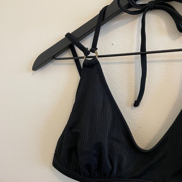 NWOT Xhilaration Bikini Top - Picture 2 of 4